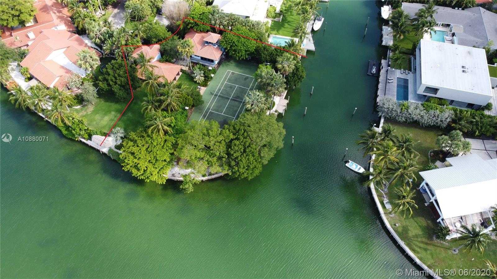 Small Image of 960 HARBOR BLVD, Key Biscayne Number 7
