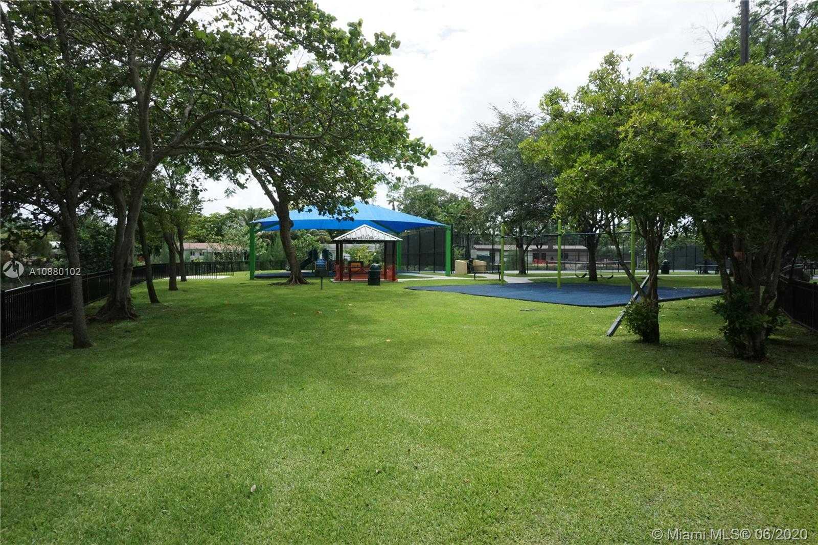 Small Image of 6251 SOUTH WEST 57TH ST, South Miami Number 12