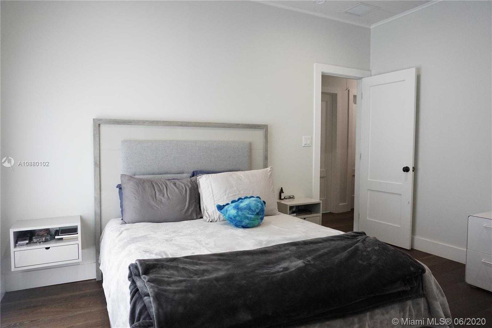 Small Image of 6251 SOUTH WEST 57TH ST, South Miami Number 6