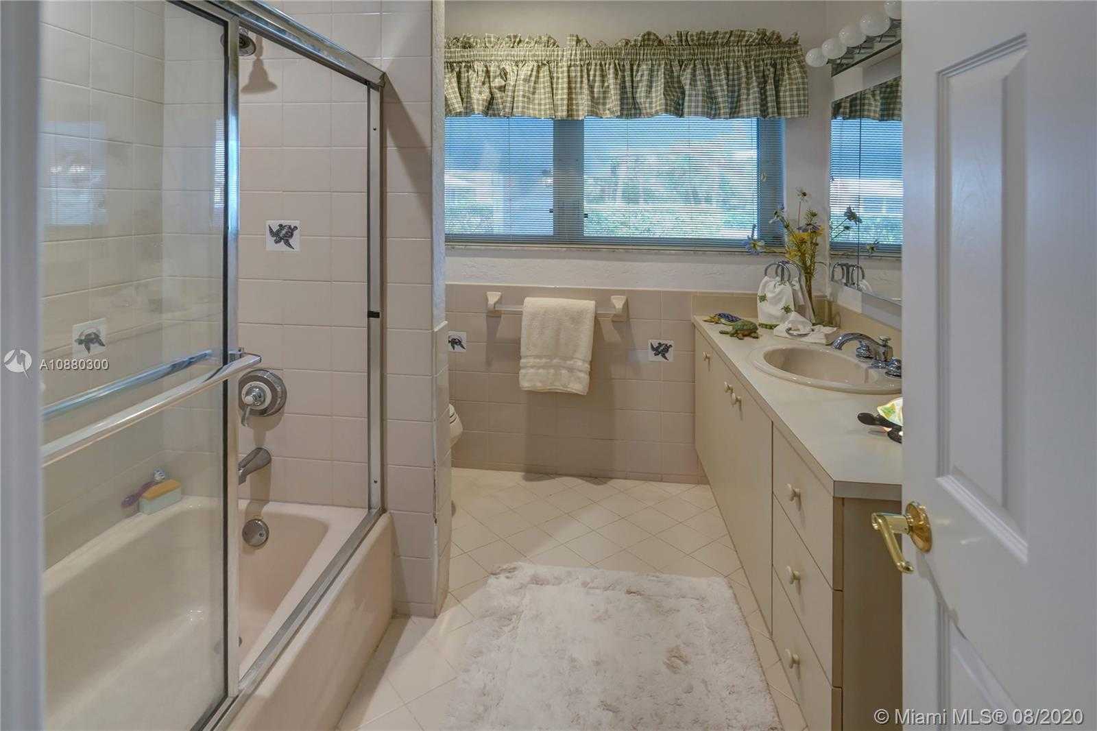 Small Image of 2021 SOUTH EAST 26TH TERRACE, Fort Lauderdale Number 14