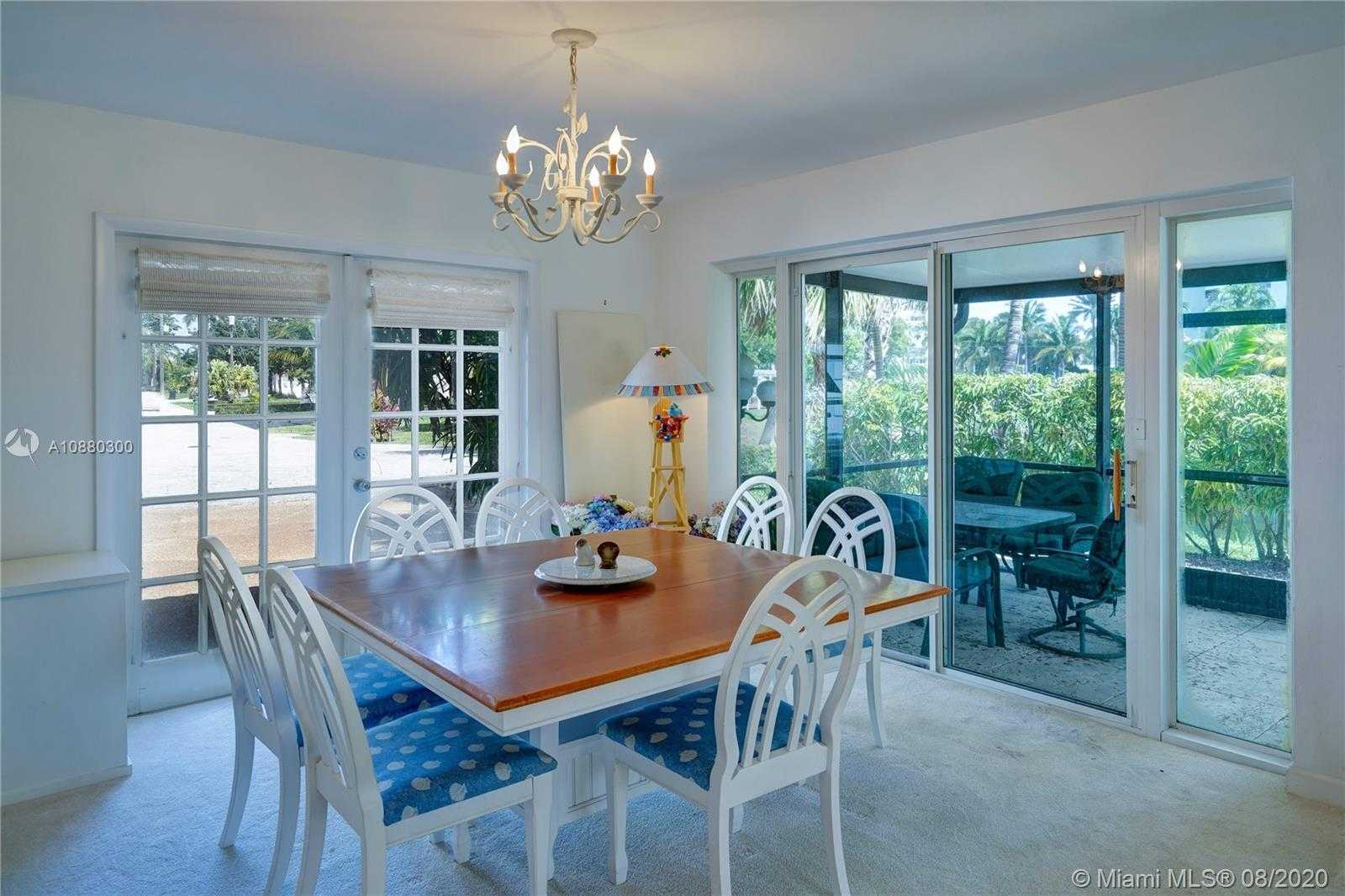 Small Image of 2021 SOUTH EAST 26TH TERRACE, Fort Lauderdale Number 6