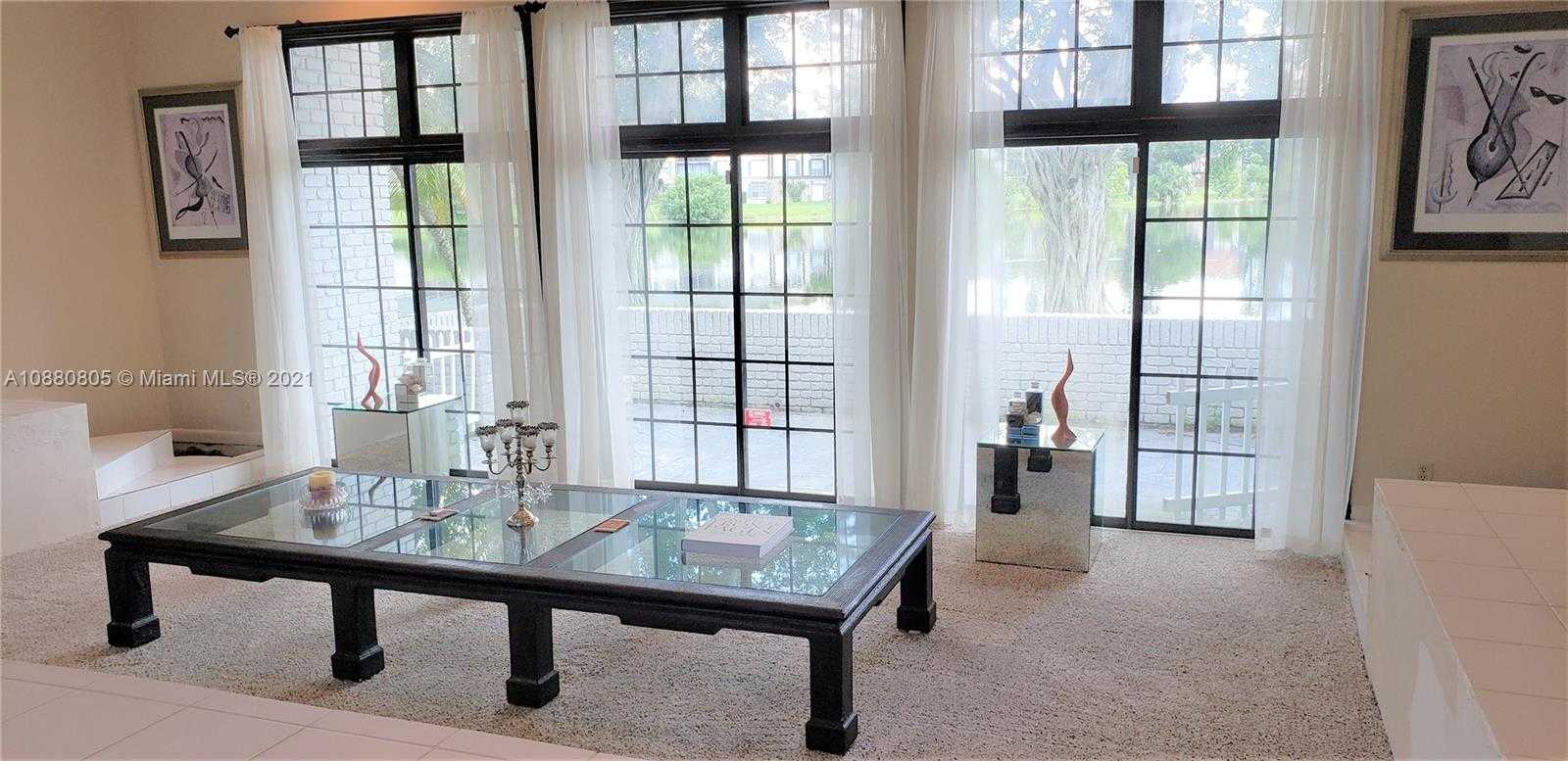 Small Image of 3425 WILLOW WOOD RD, Lauderhill Number 15