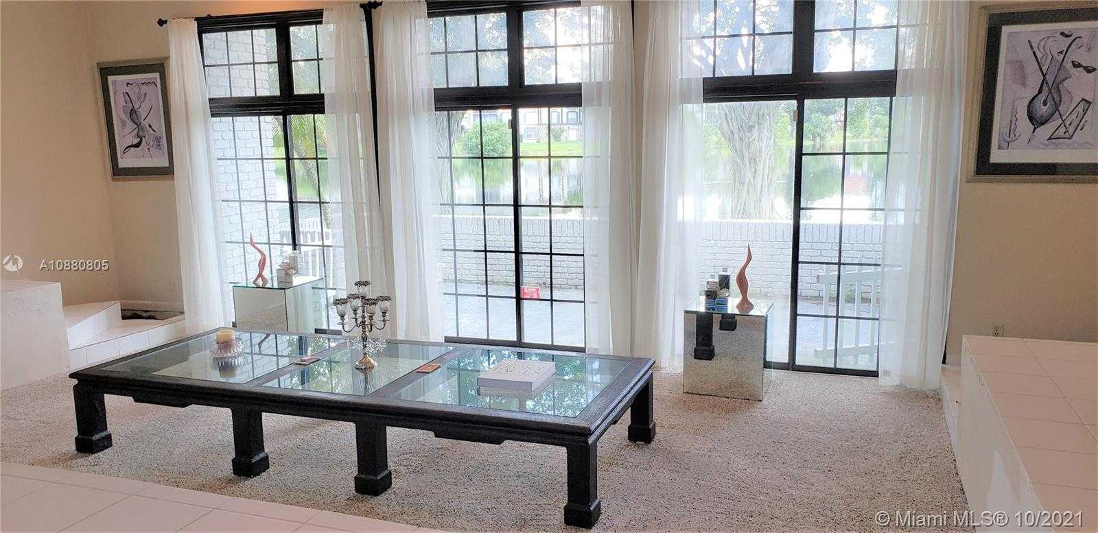 Small Image of 3425 WILLOW WOOD RD, Lauderhill Number 16