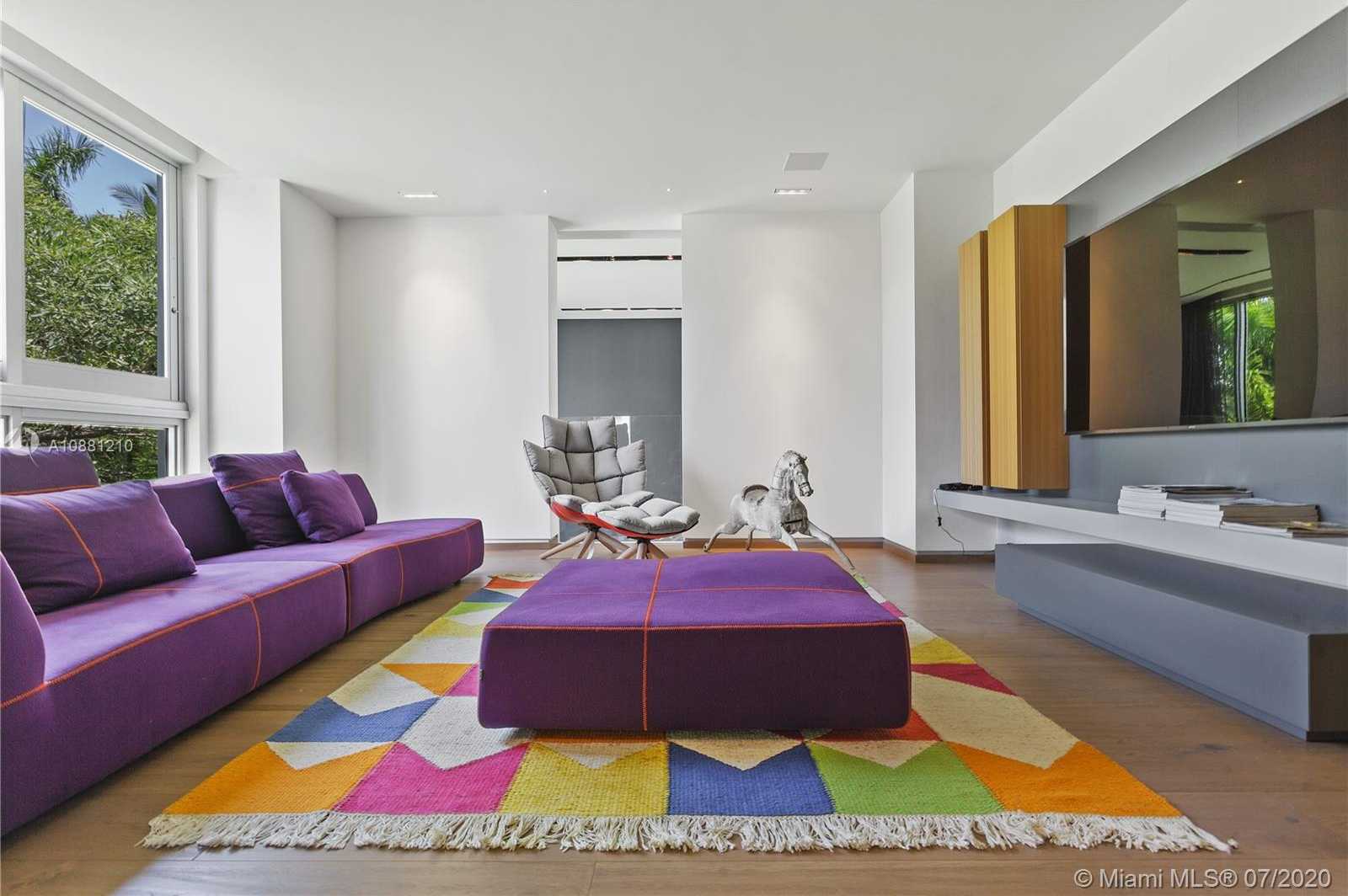 Small Image of 370 SOUTH HIBISCUS DR, Miami Beach Number 13