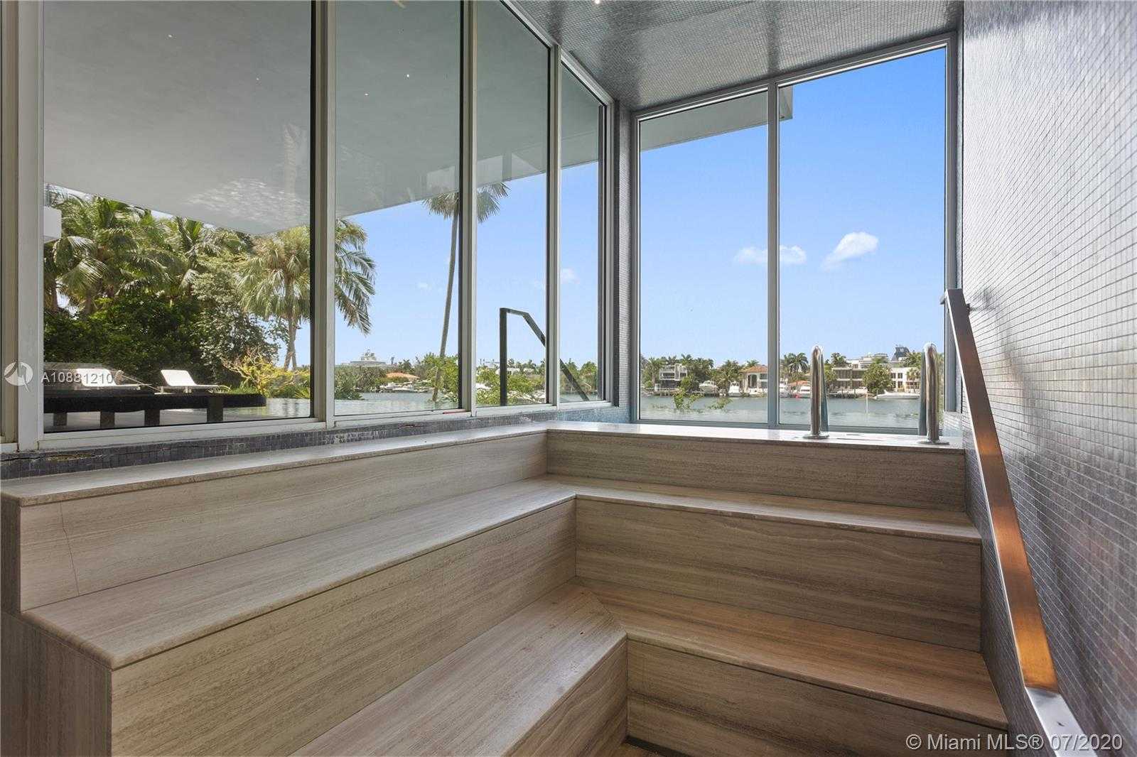 Small Image of 370 SOUTH HIBISCUS DR, Miami Beach Number 31