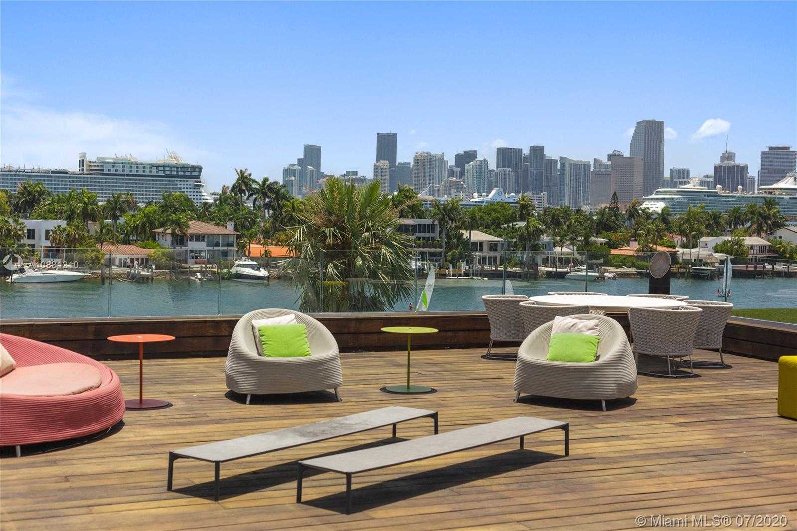 Small Image of 370 SOUTH HIBISCUS DR, Miami Beach Number 34