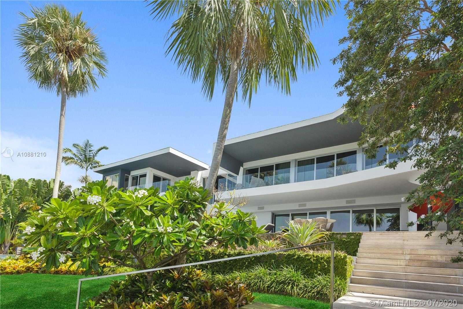 Small Image of 370 SOUTH HIBISCUS DR, Miami Beach Number 35