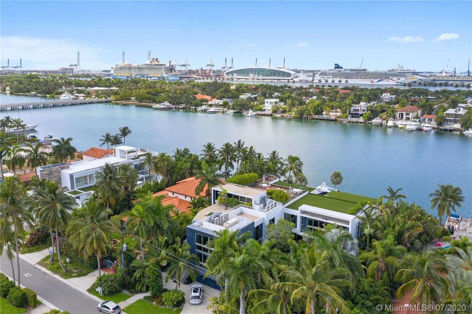 Small Image of 370 SOUTH HIBISCUS DR, Miami Beach Number 39
