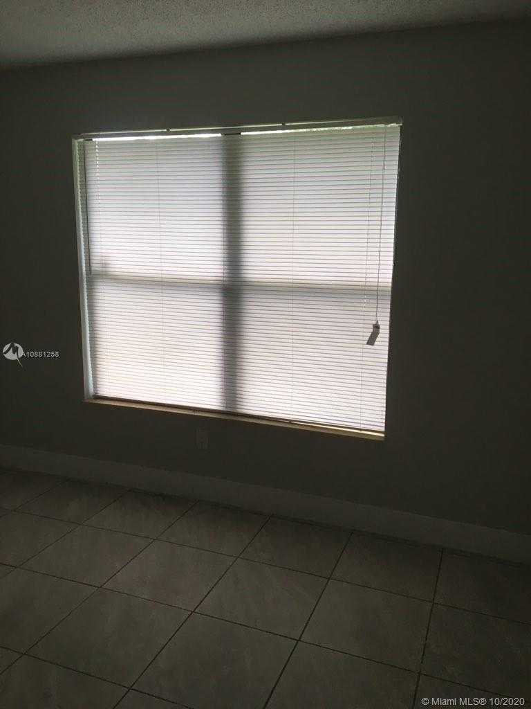Small Image of 7505 FORT WALTON, Fort Pierce Number 18