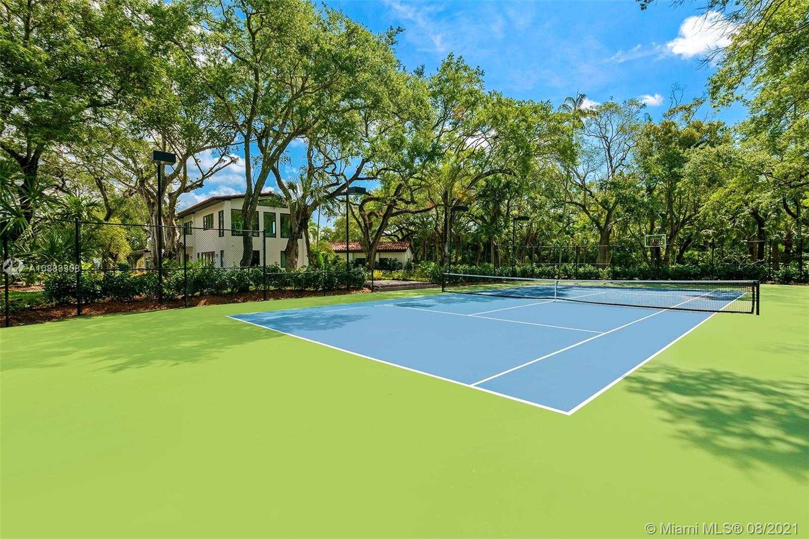 Small Image of 6801 GRANADA BLVD, Coral Gables Number 4