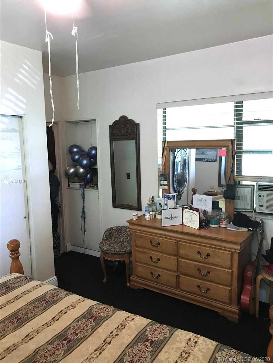 Small Image of 304 NORTH WEST 13TH ST, Homestead Number 22