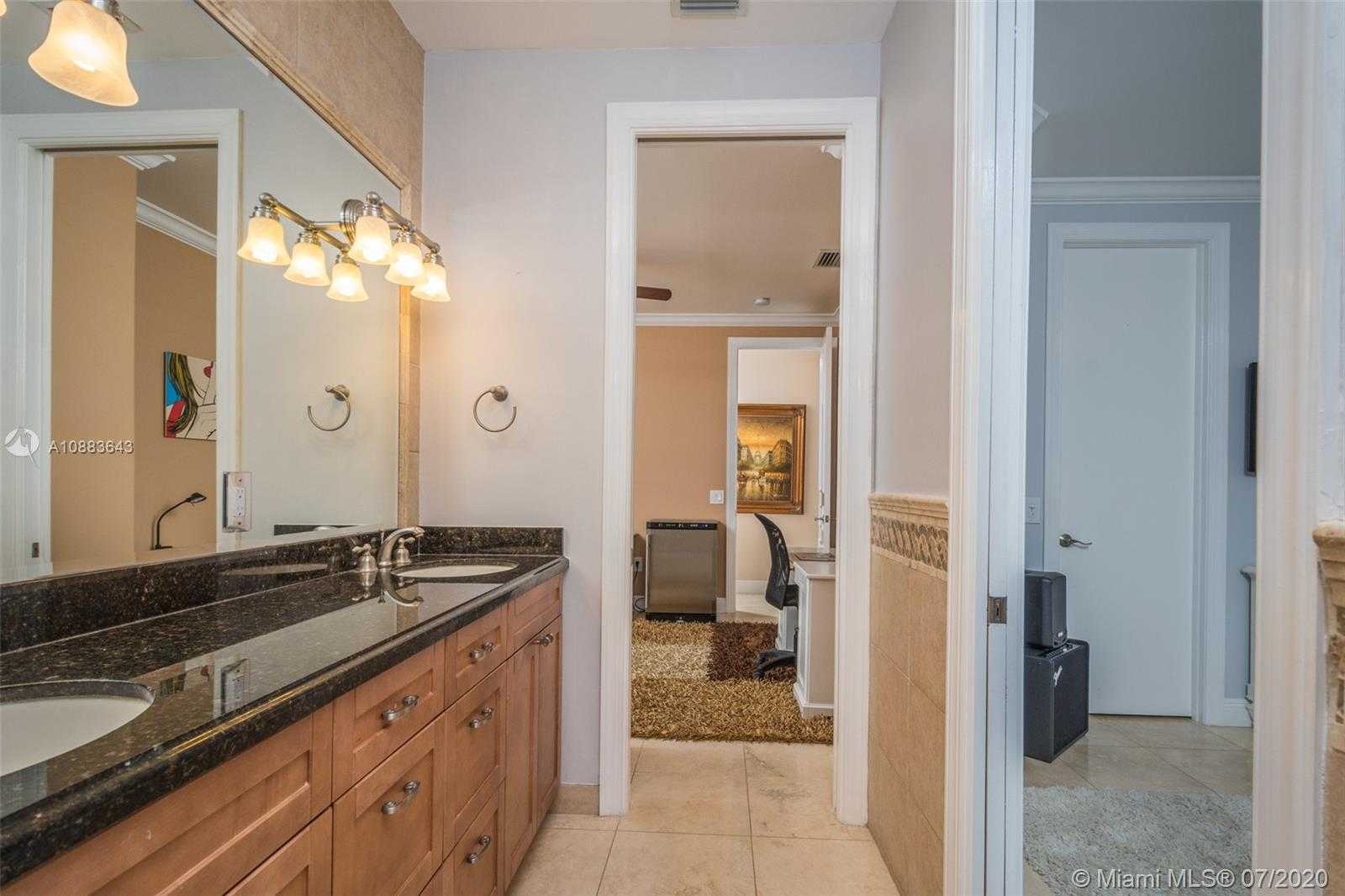 Small Image of 13300 SOUTH WEST 63RD AVE, Pinecrest Number 23