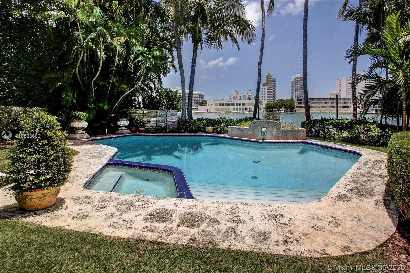 Small Image of 6525 ALLISON RD, Miami Beach Number 22