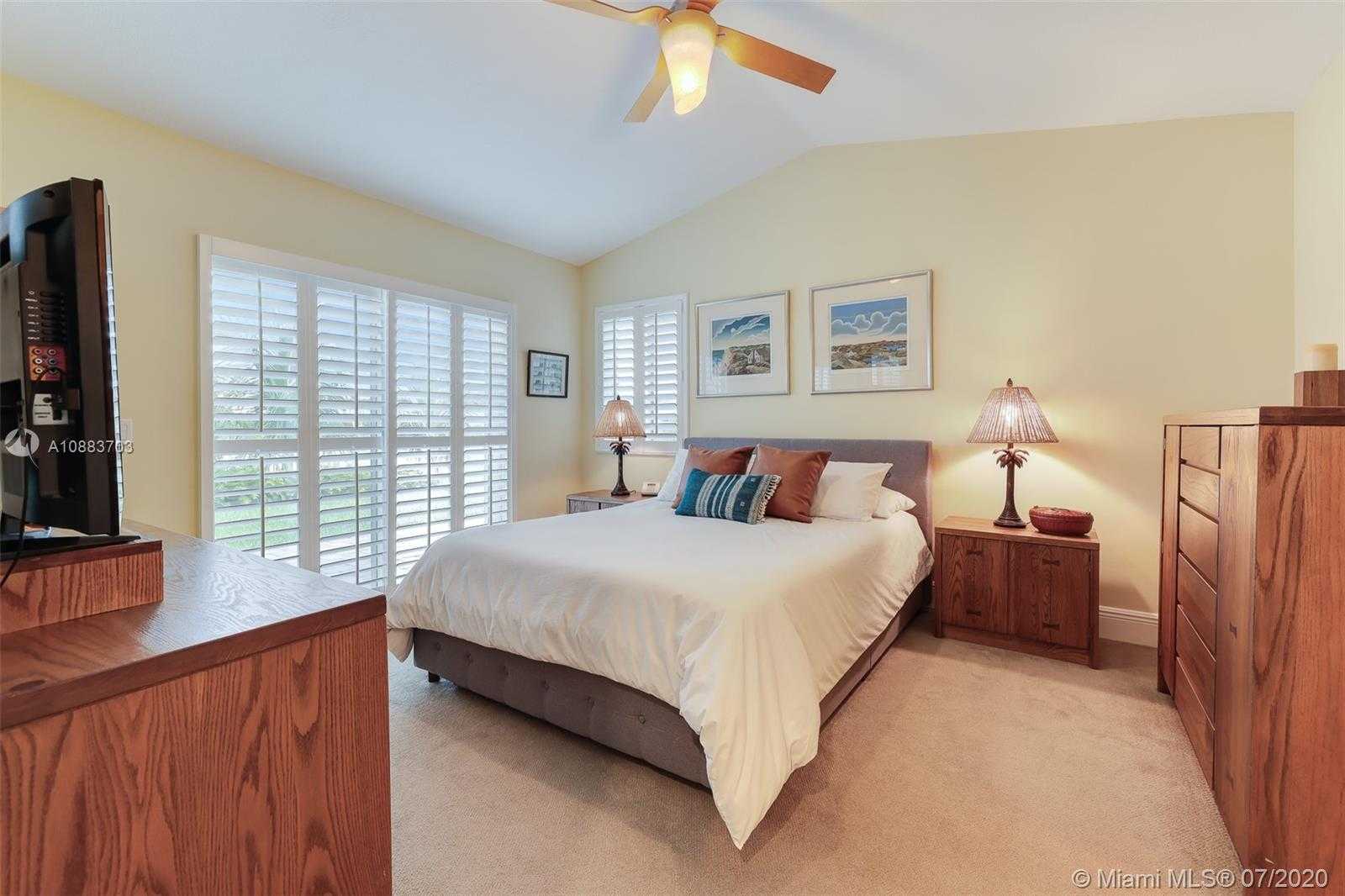 Small Image of 4255 MAGNOLIA RIDGE DR, Weston Number 25