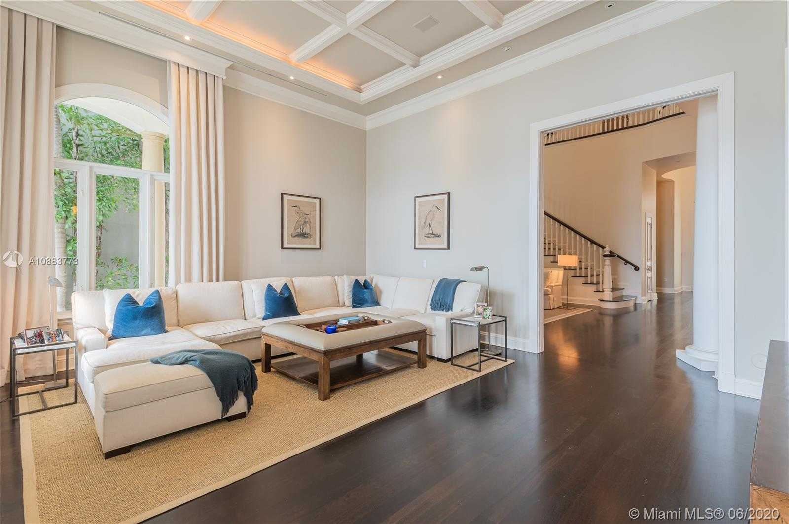 Small Image of 4028 ISLAND ESTATES DR, Aventura Number 22
