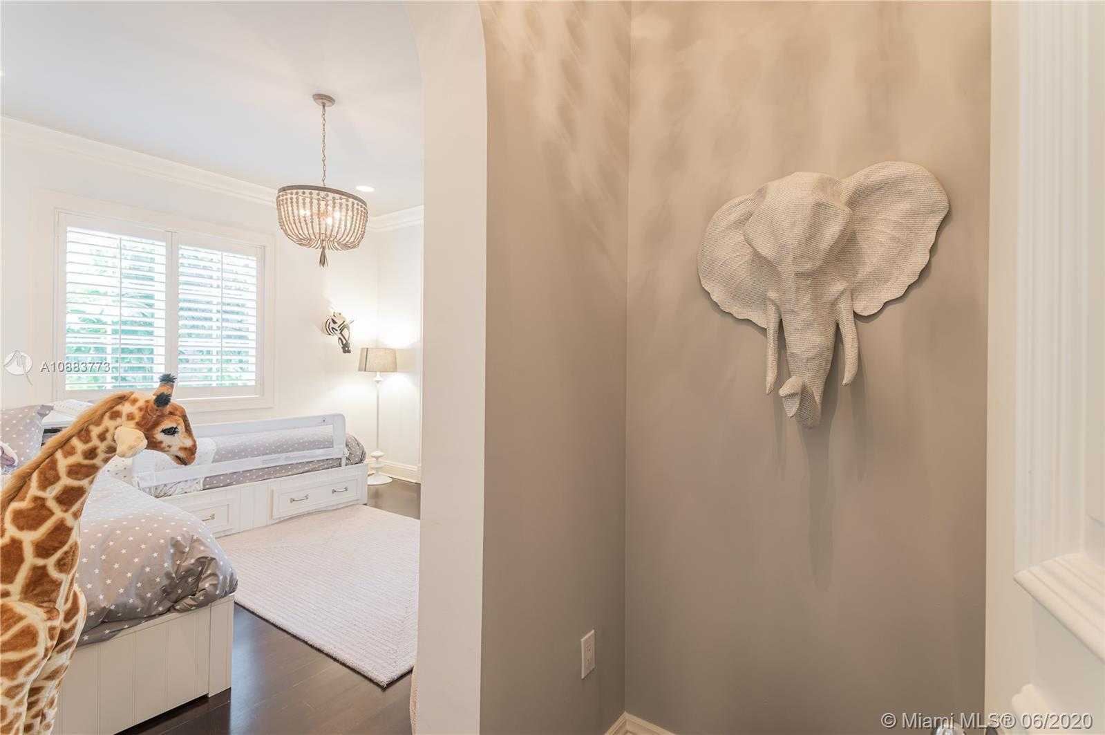 Small Image of 4028 ISLAND ESTATES DR, Aventura Number 25
