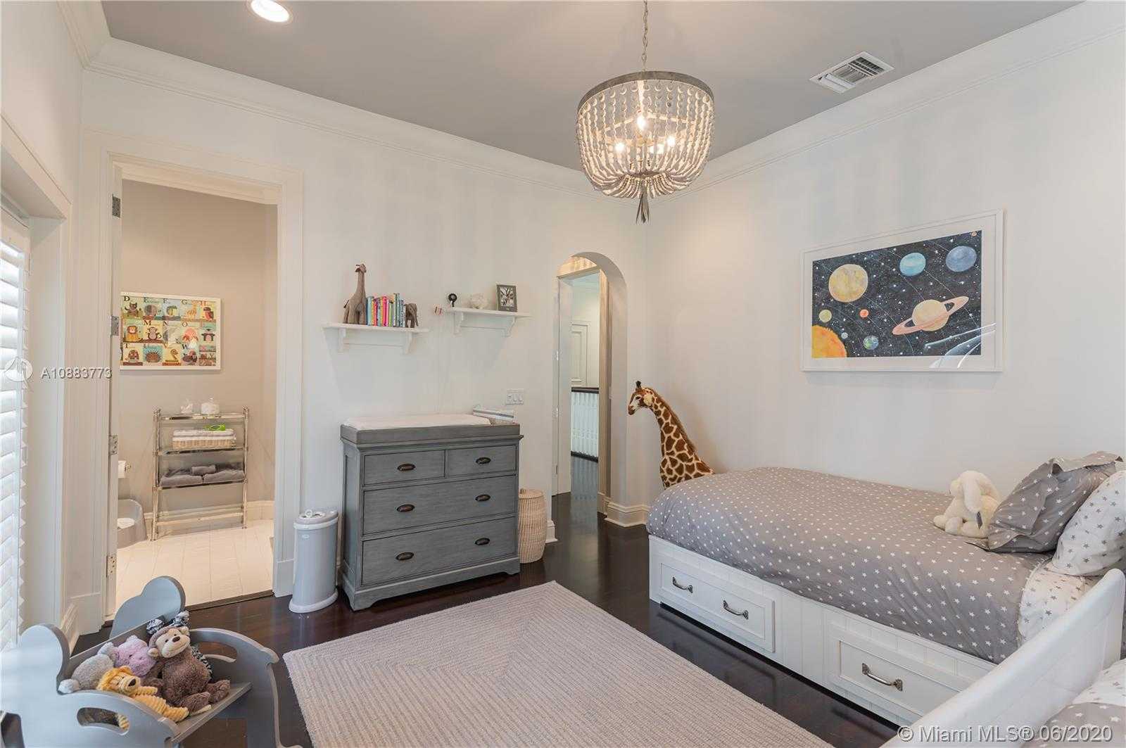 Small Image of 4028 ISLAND ESTATES DR, Aventura Number 27