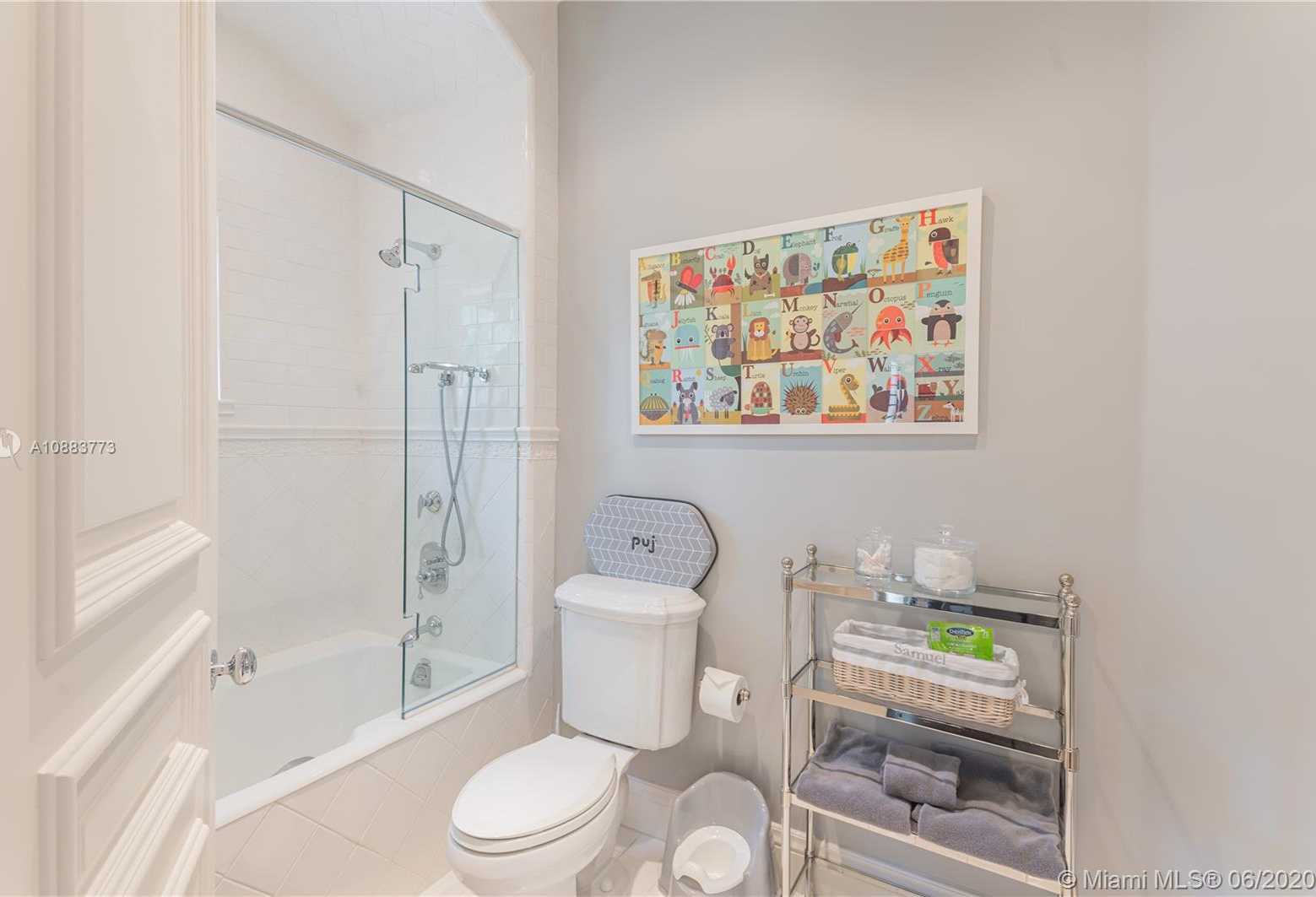 Small Image of 4028 ISLAND ESTATES DR, Aventura Number 28