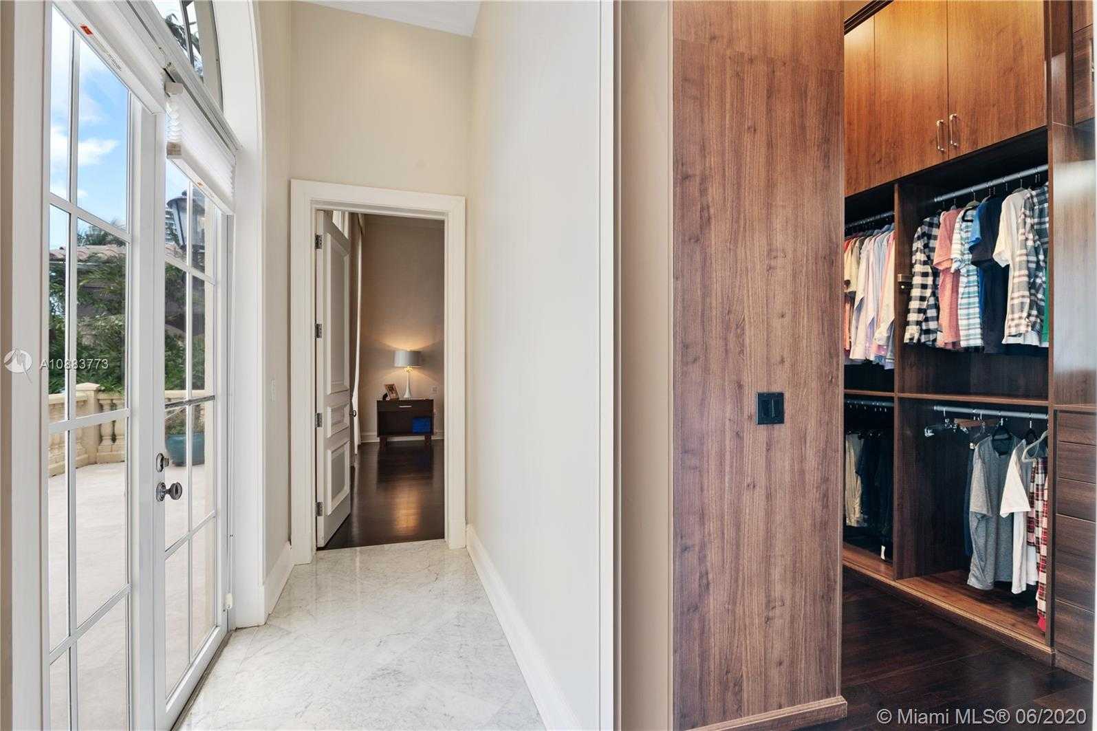 Small Image of 4028 ISLAND ESTATES DR, Aventura Number 36