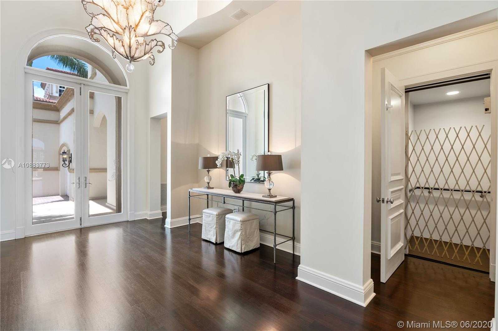Small Image of 4028 ISLAND ESTATES DR, Aventura Number 4