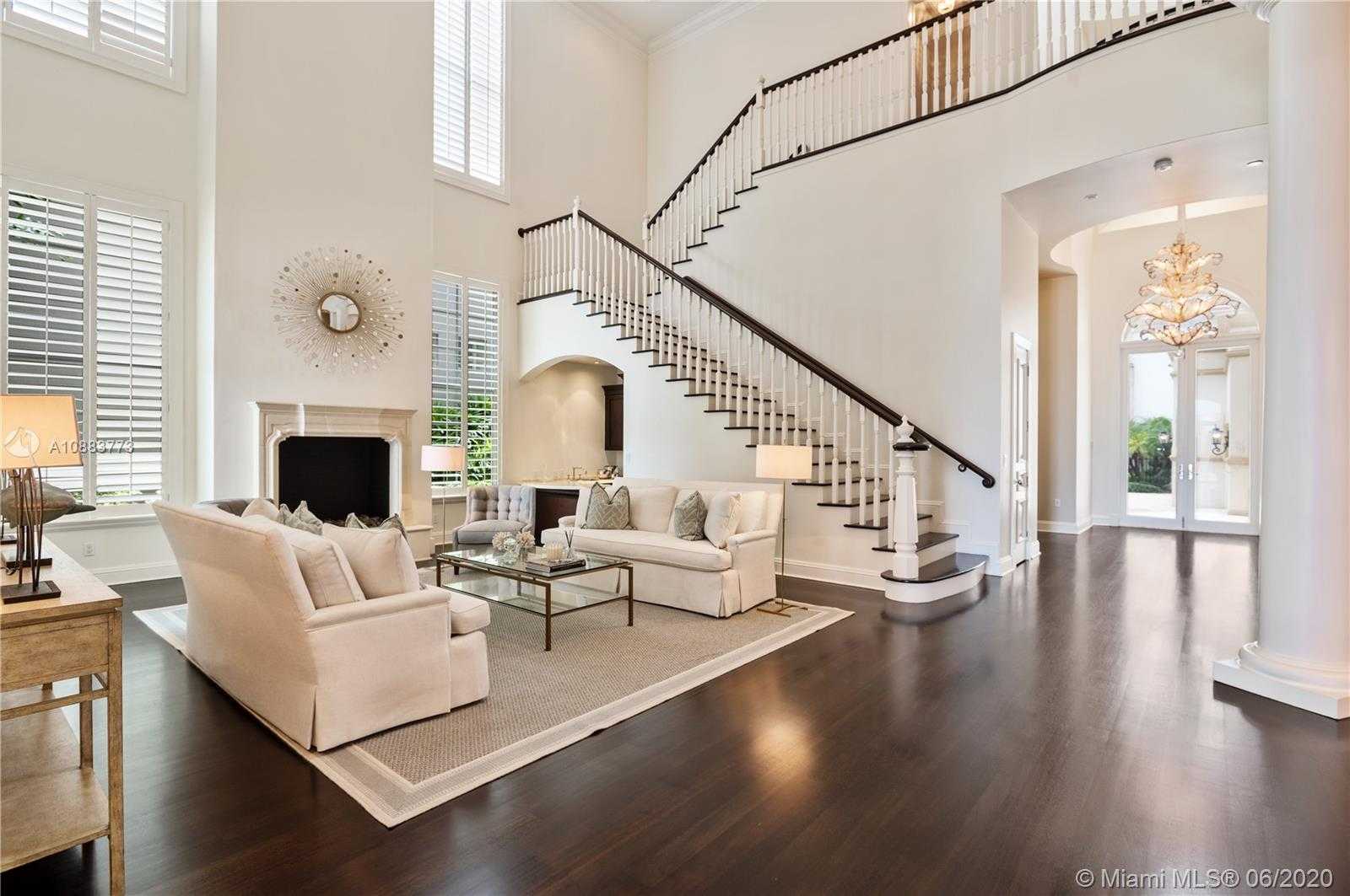 Small Image of 4028 ISLAND ESTATES DR, Aventura Number 5