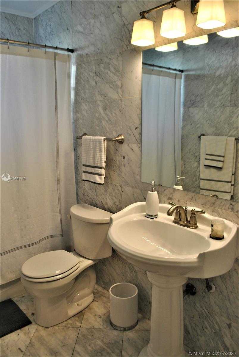 Small Image of 1208 San Miguel Ave, Coral Gables, FL 33134, USA Number 14