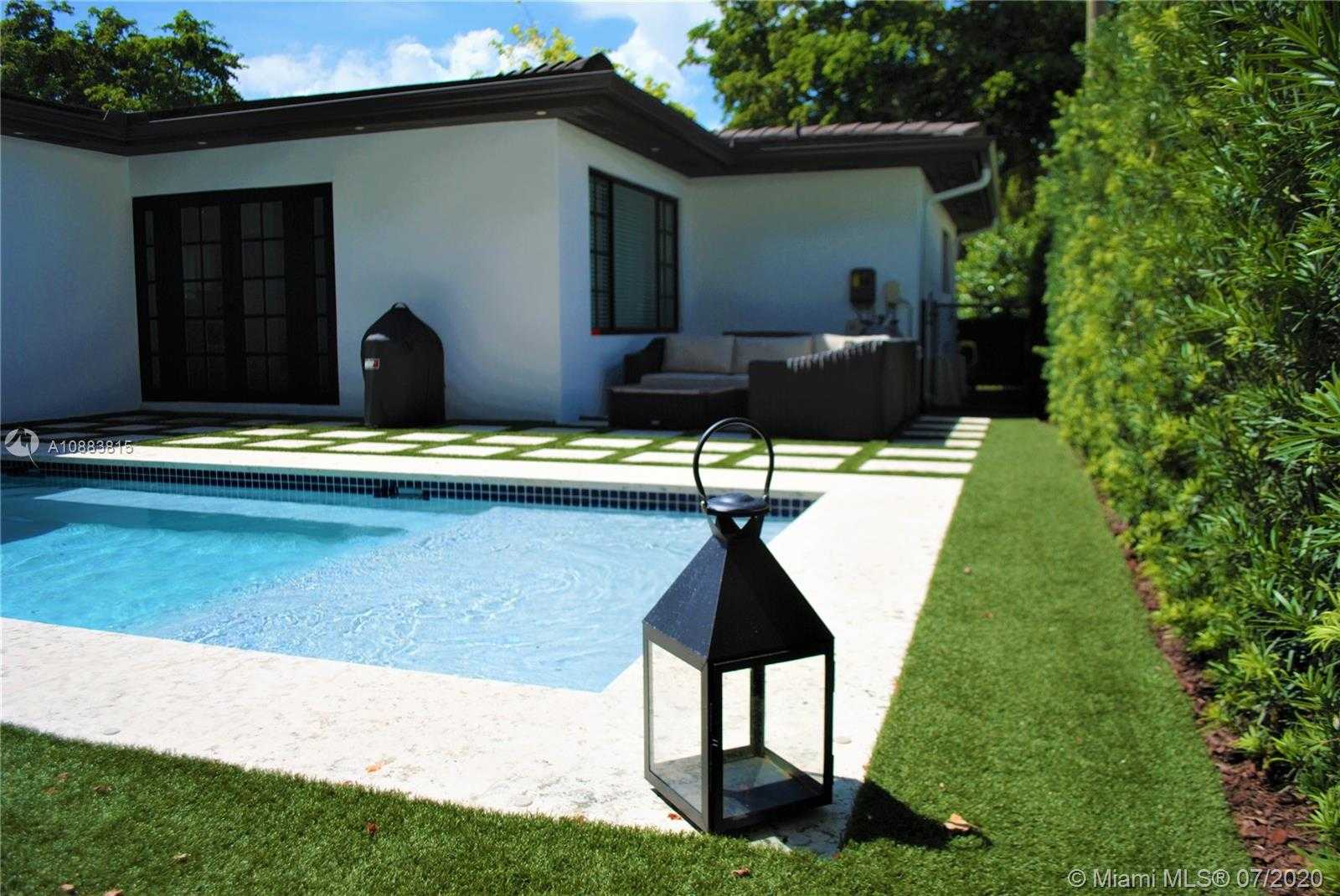 Small Image of 1208 San Miguel Ave, Coral Gables, FL 33134, USA Number 17