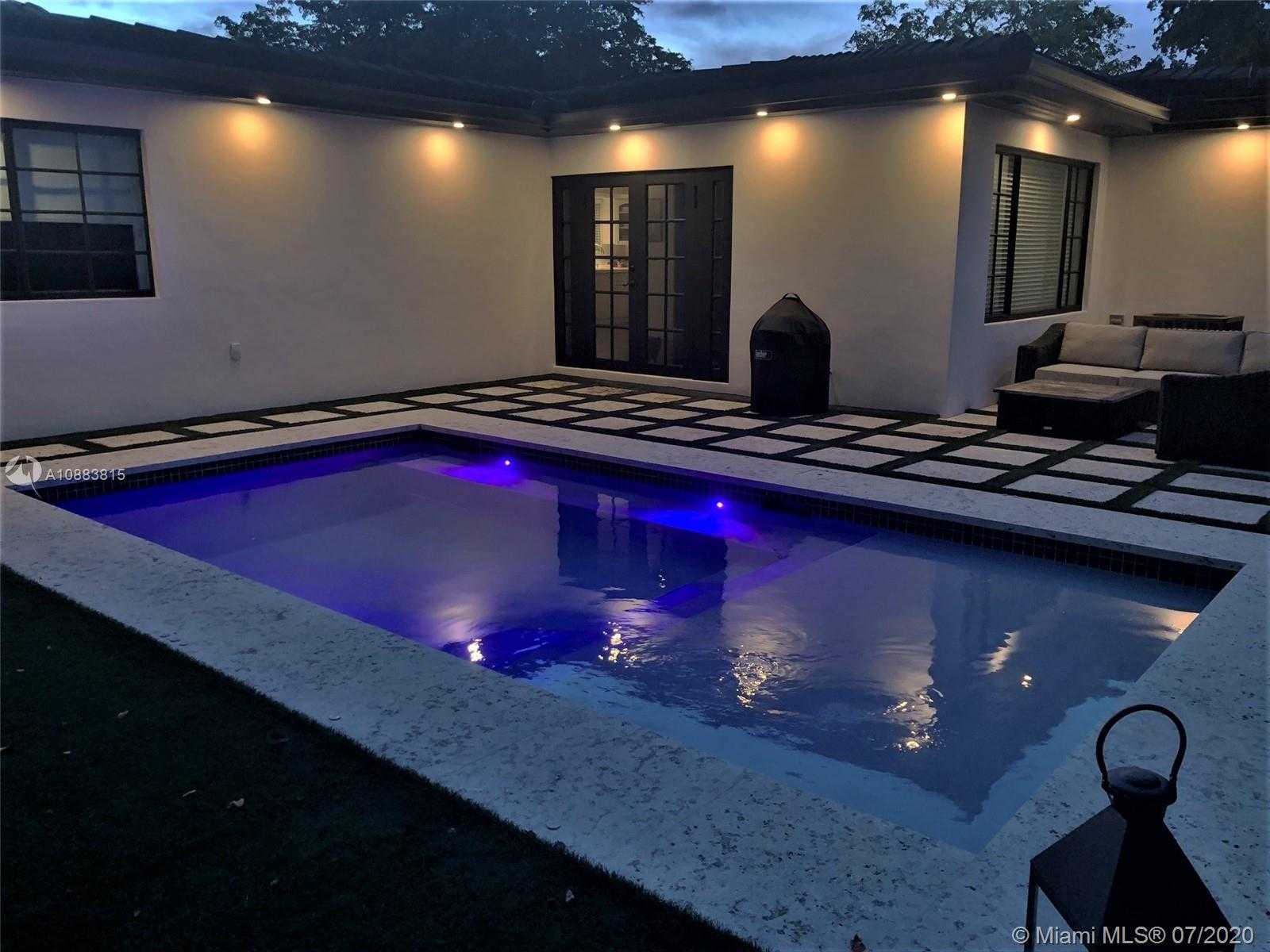 Small Image of 1208 San Miguel Ave, Coral Gables, FL 33134, USA Number 22