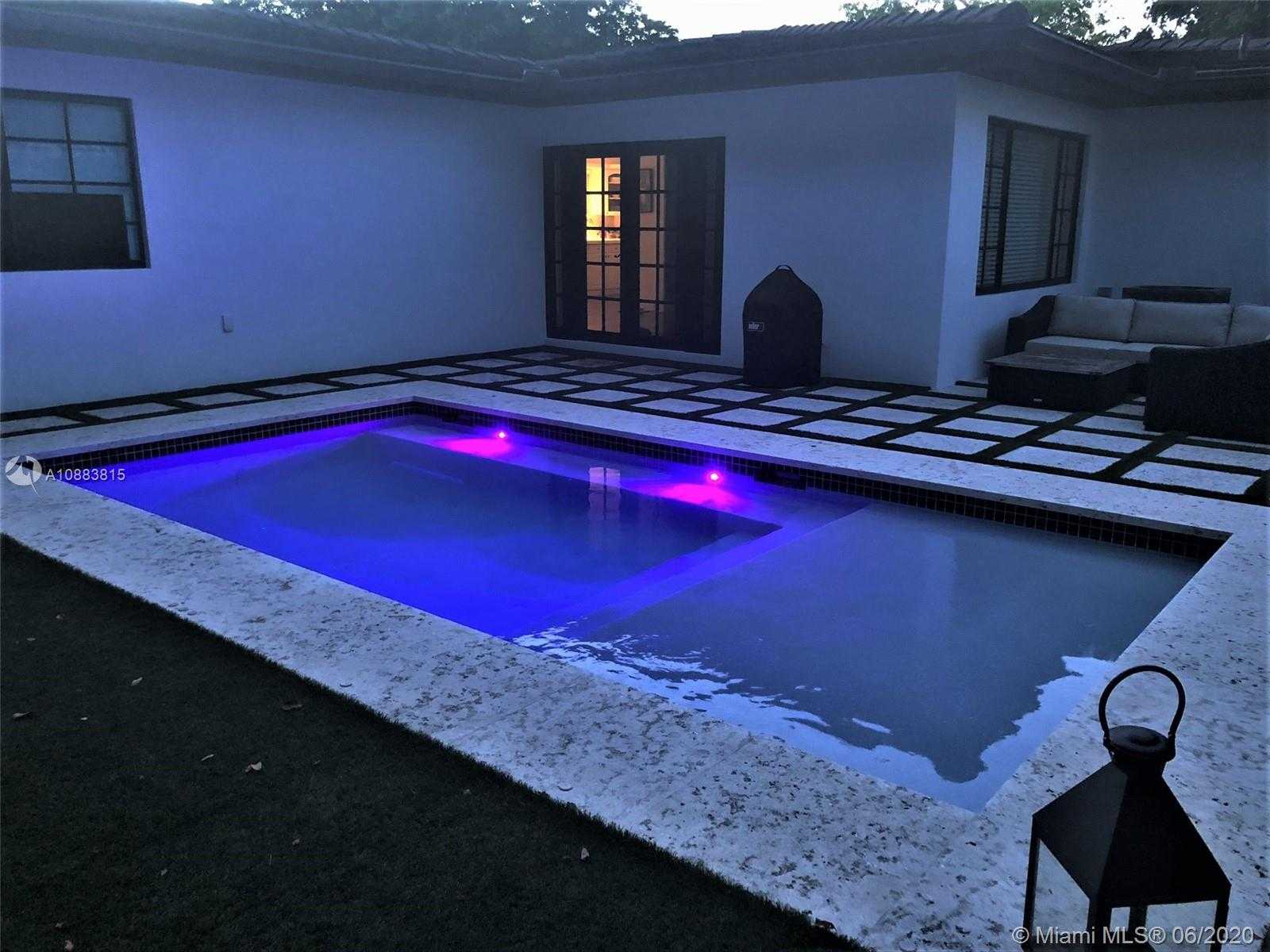 Small Image of 1208 San Miguel Ave, Coral Gables, FL 33134, USA Number 24