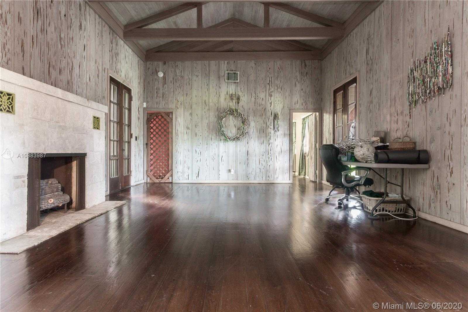 Small Image of 11220 SOUTH WEST 57TH CT, Pinecrest Number 11