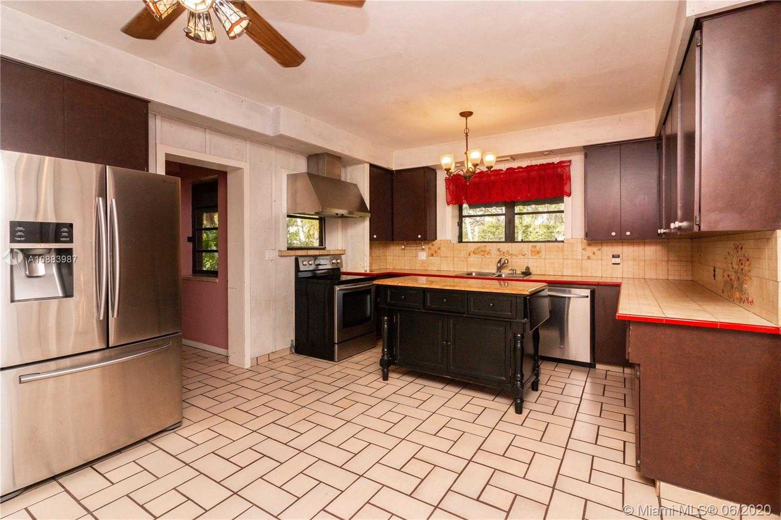 Small Image of 11220 SOUTH WEST 57TH CT, Pinecrest Number 12