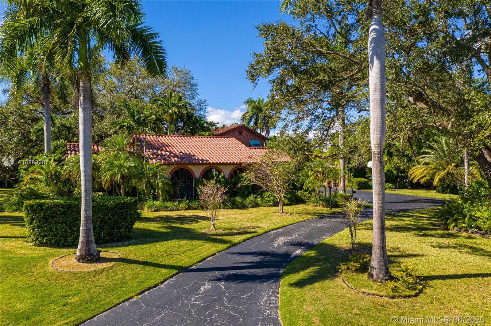 Small Image of 11220 SOUTH WEST 57TH CT, Pinecrest Number 2