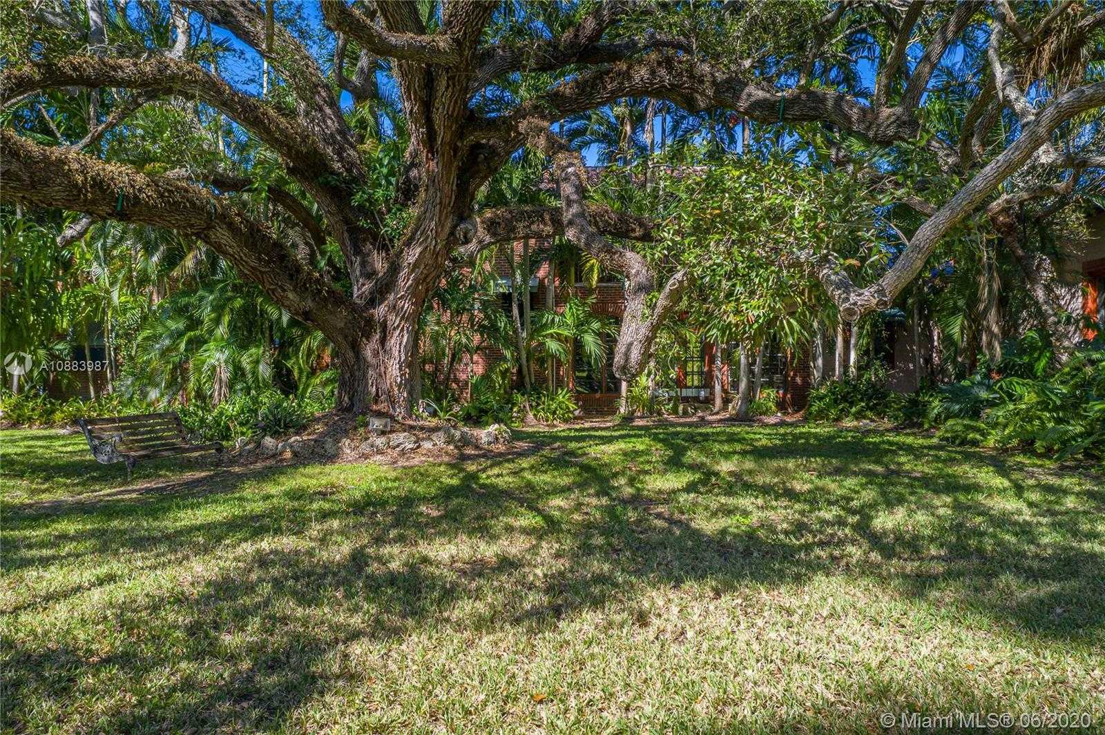 Small Image of 11220 SOUTH WEST 57TH CT, Pinecrest Number 4