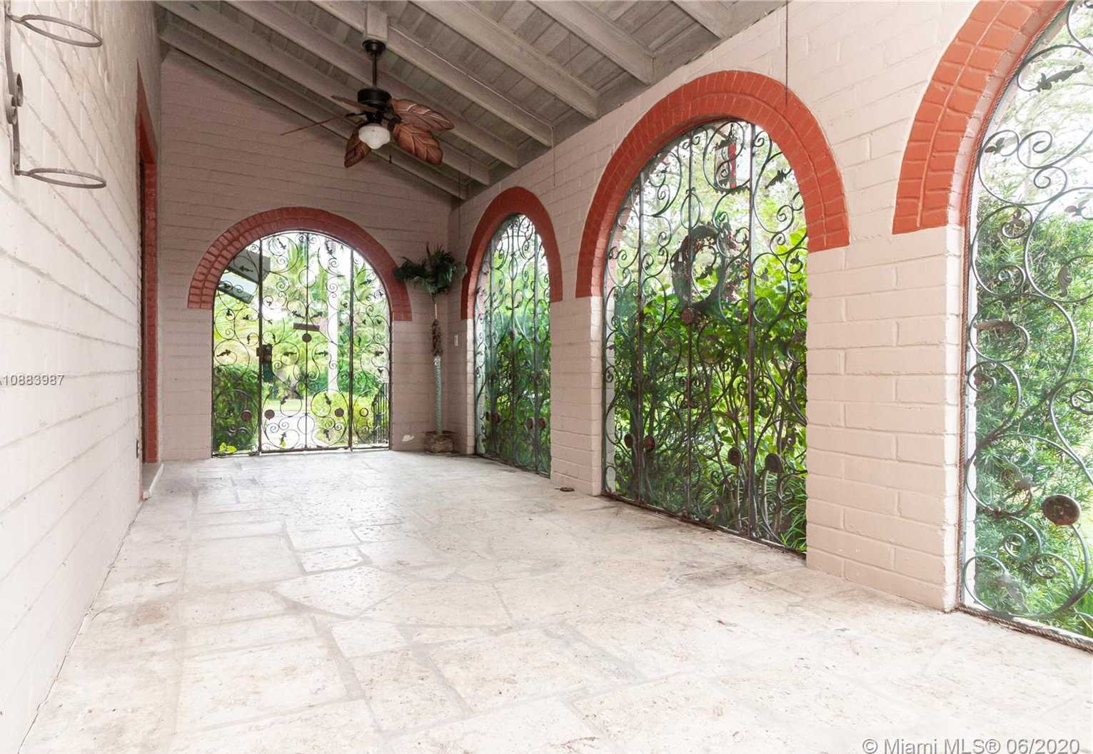 Small Image of 11220 SOUTH WEST 57TH CT, Pinecrest Number 8