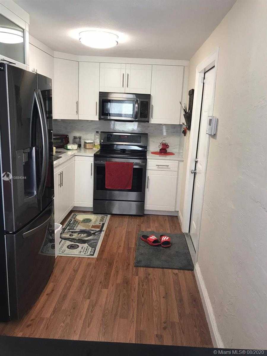 Small Image of 10228 SOUTH WEST 173 ST, Miami Number 18