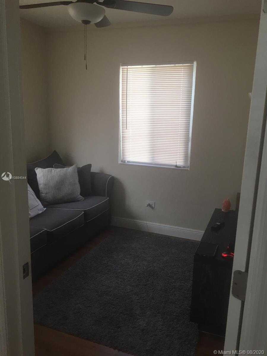 Small Image of 10228 SOUTH WEST 173 ST, Miami Number 28