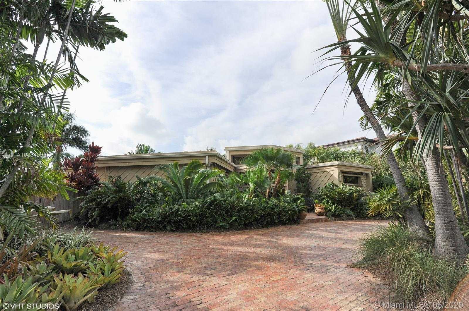 Small Image of 1260 97TH ST, Bay Harbor Islands Number 2