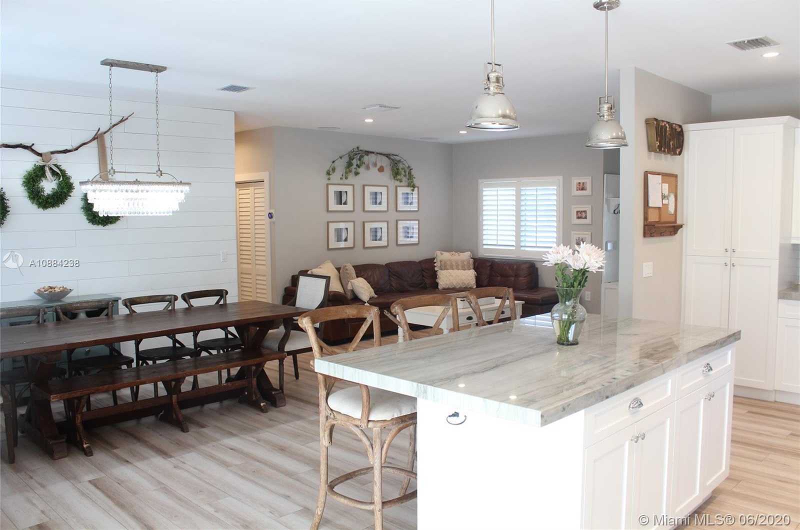 Small Image of 16389 NORTH WEST 88TH PATH, Miami Lakes Number 14