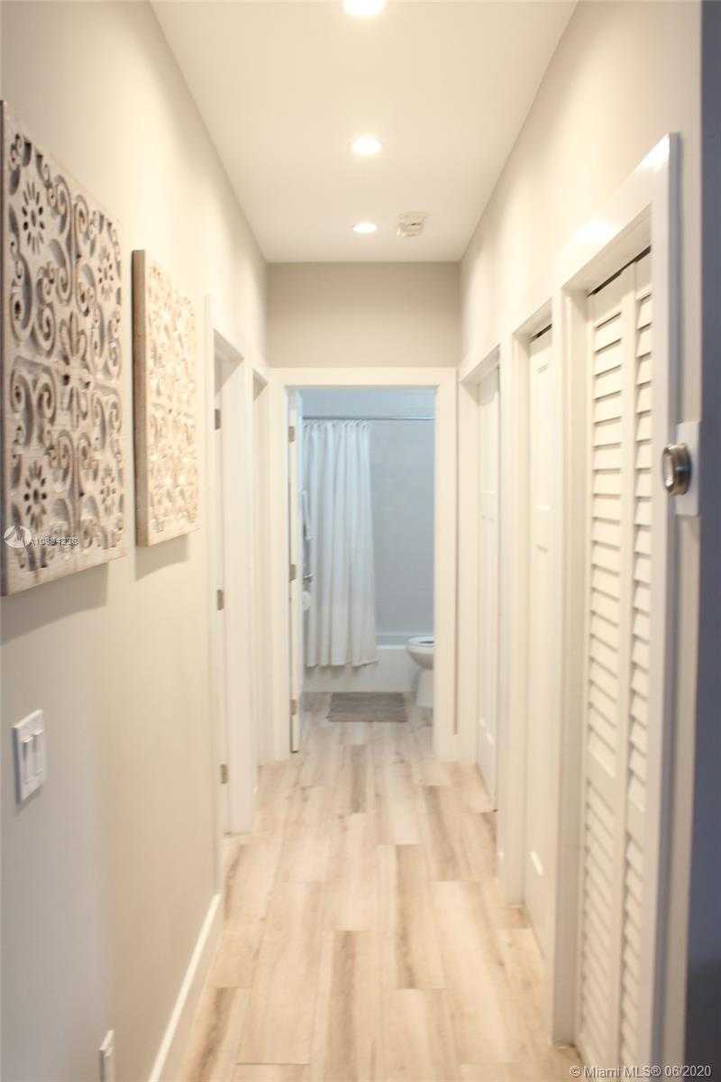 Small Image of 16389 NORTH WEST 88TH PATH, Miami Lakes Number 15