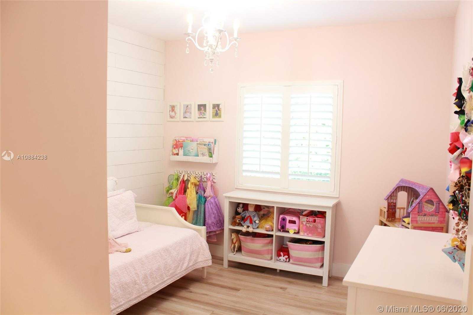 Small Image of 16389 NORTH WEST 88TH PATH, Miami Lakes Number 17