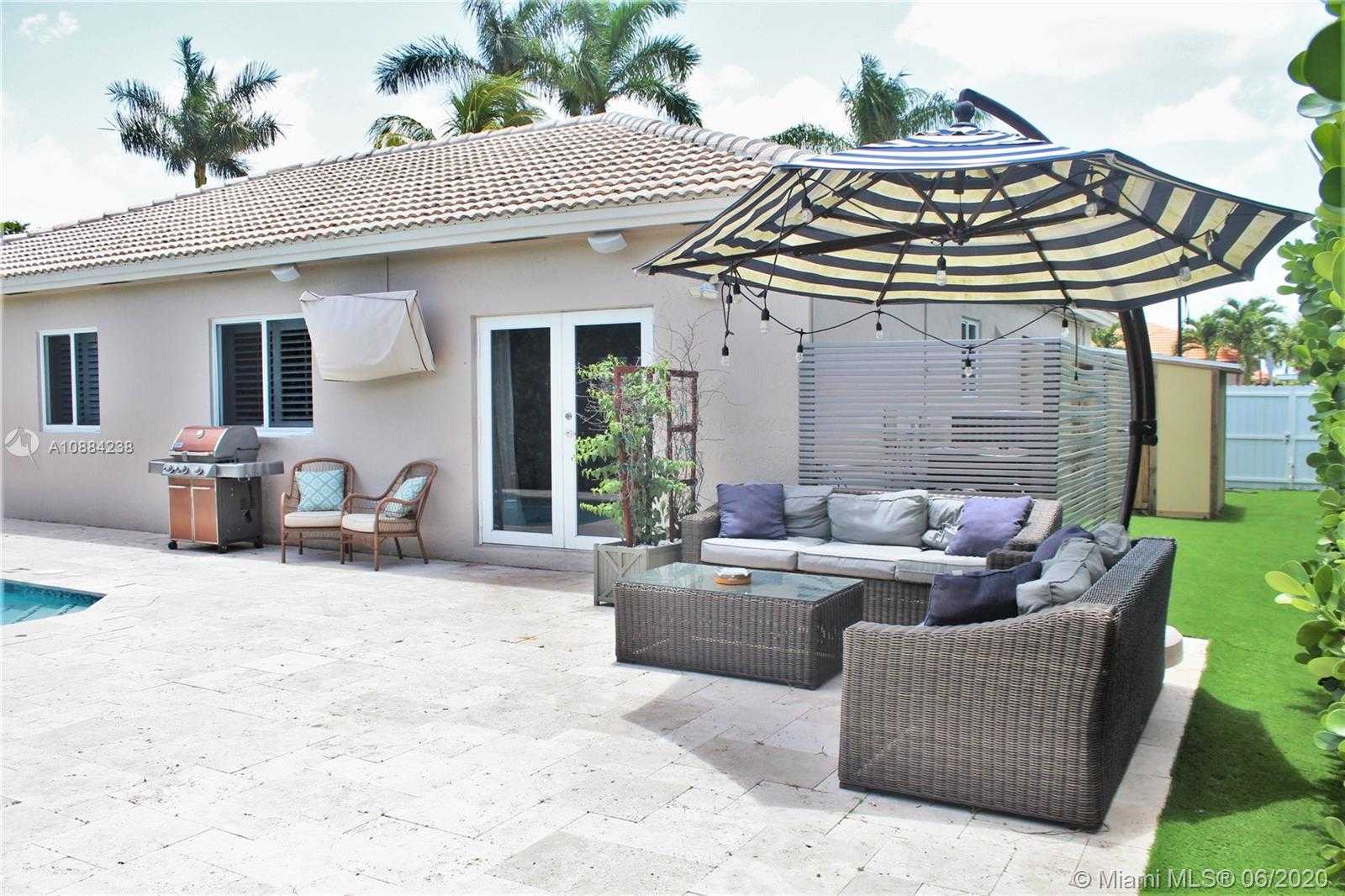 Small Image of 16389 NORTH WEST 88TH PATH, Miami Lakes Number 25
