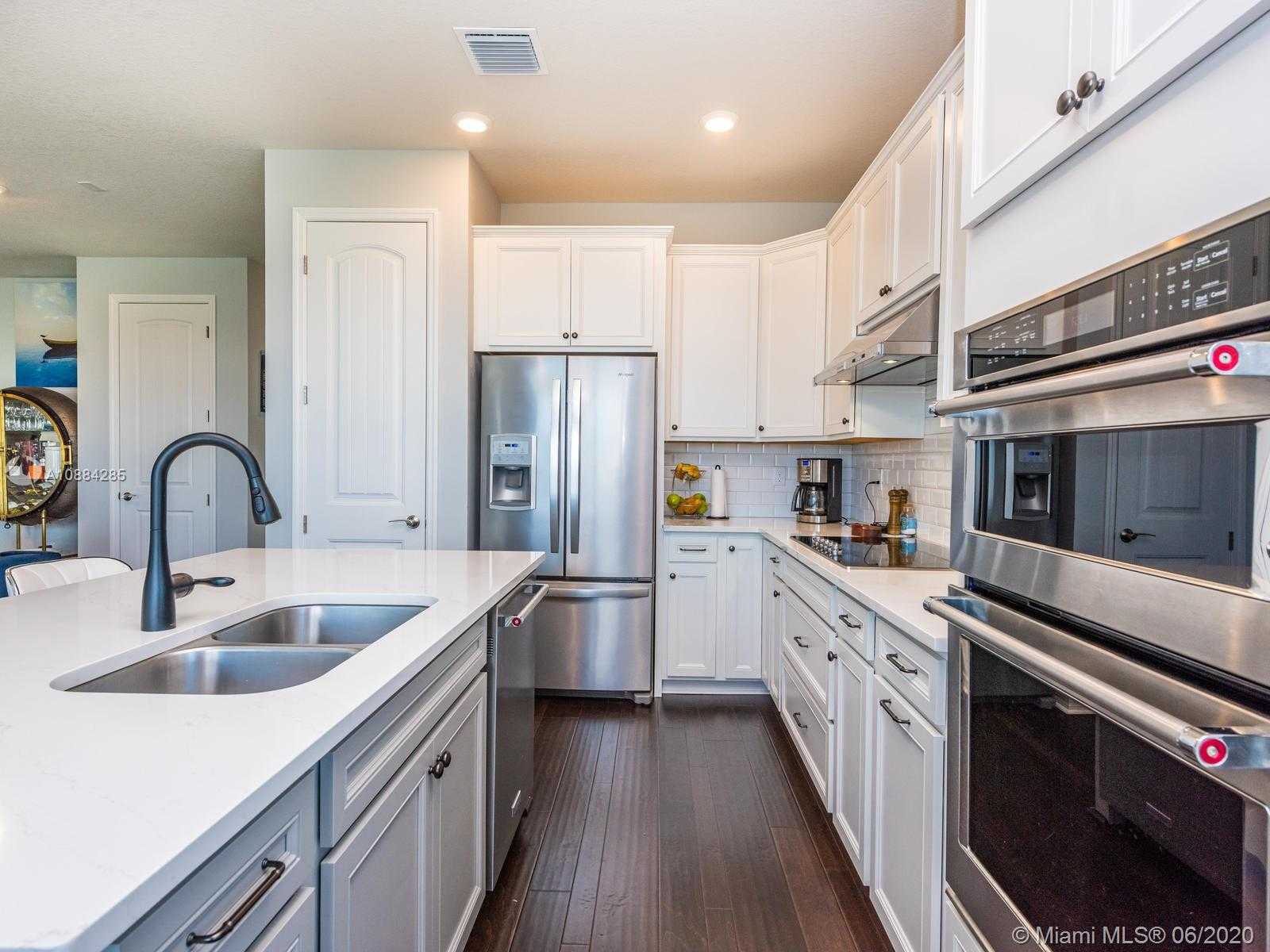 Small Image of 1426 PONGAM TER, Hollywood Number 18