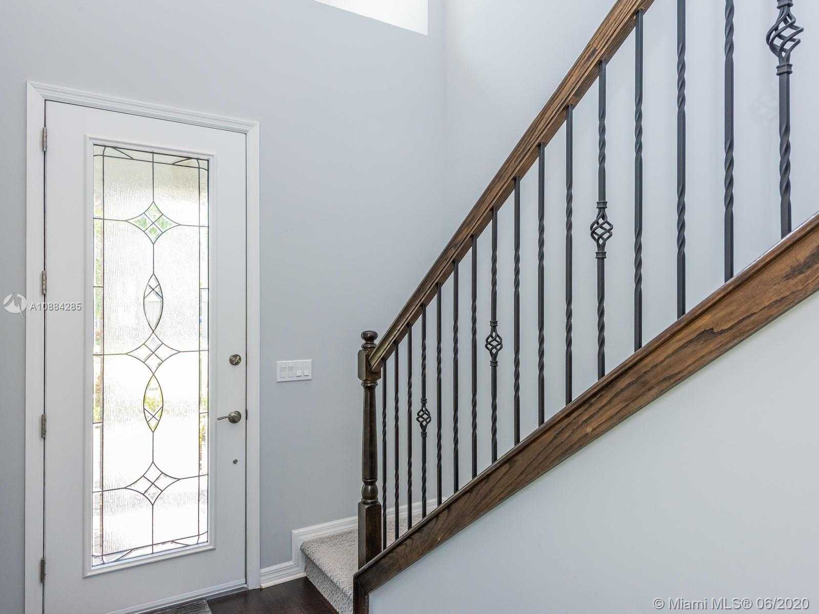 Small Image of 1426 PONGAM TER, Hollywood Number 7