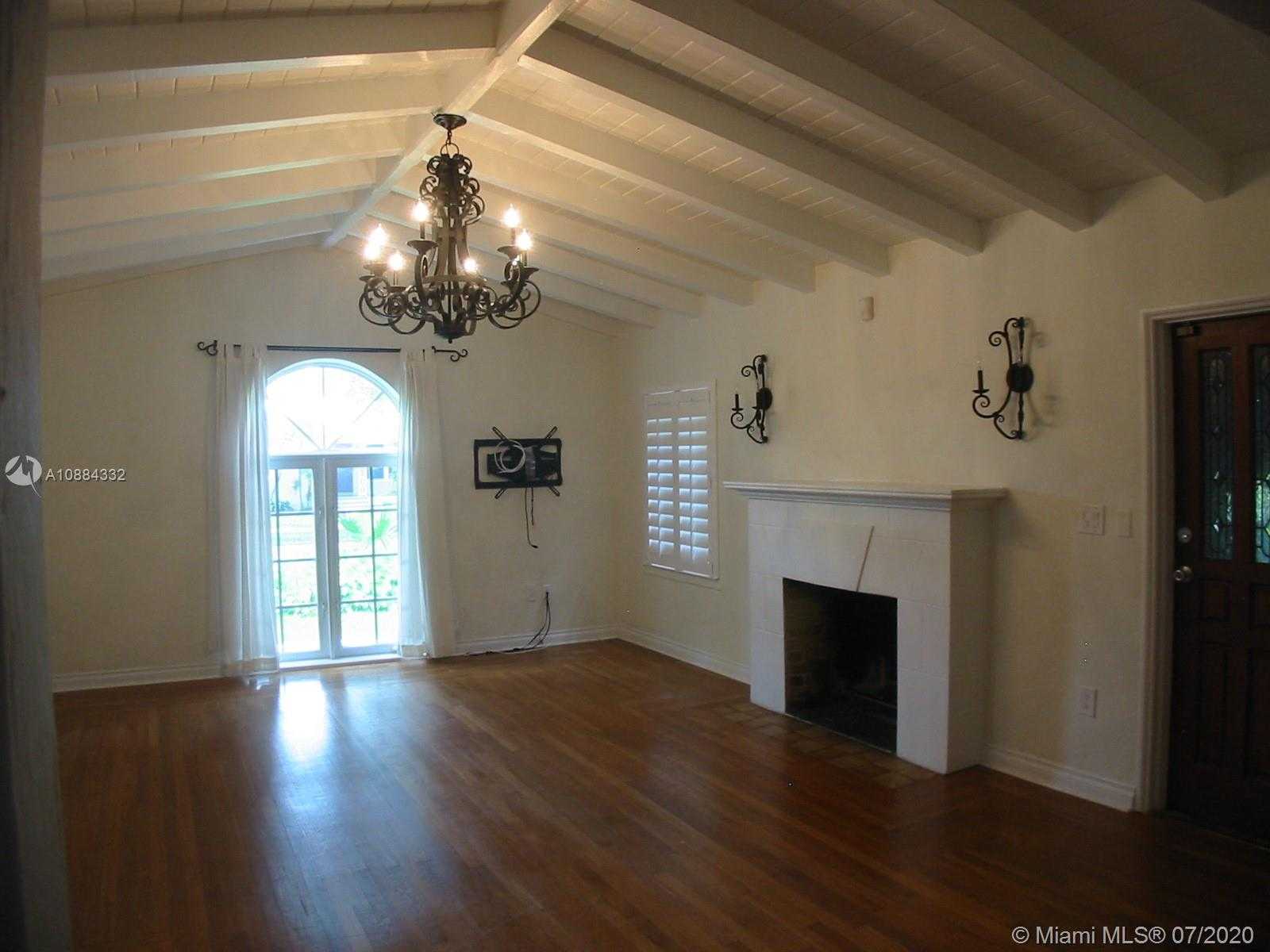 Small Image of 311 ALEDO AVE, Coral Gables Number 10