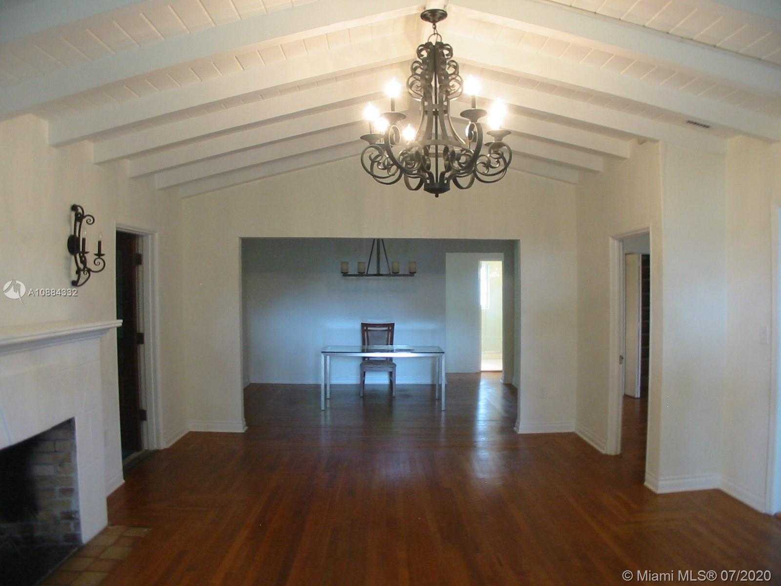 Small Image of 311 ALEDO AVE, Coral Gables Number 11