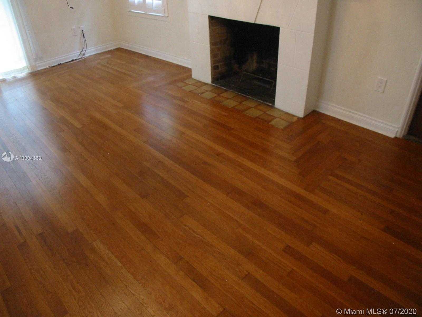 Small Image of 311 ALEDO AVE, Coral Gables Number 13