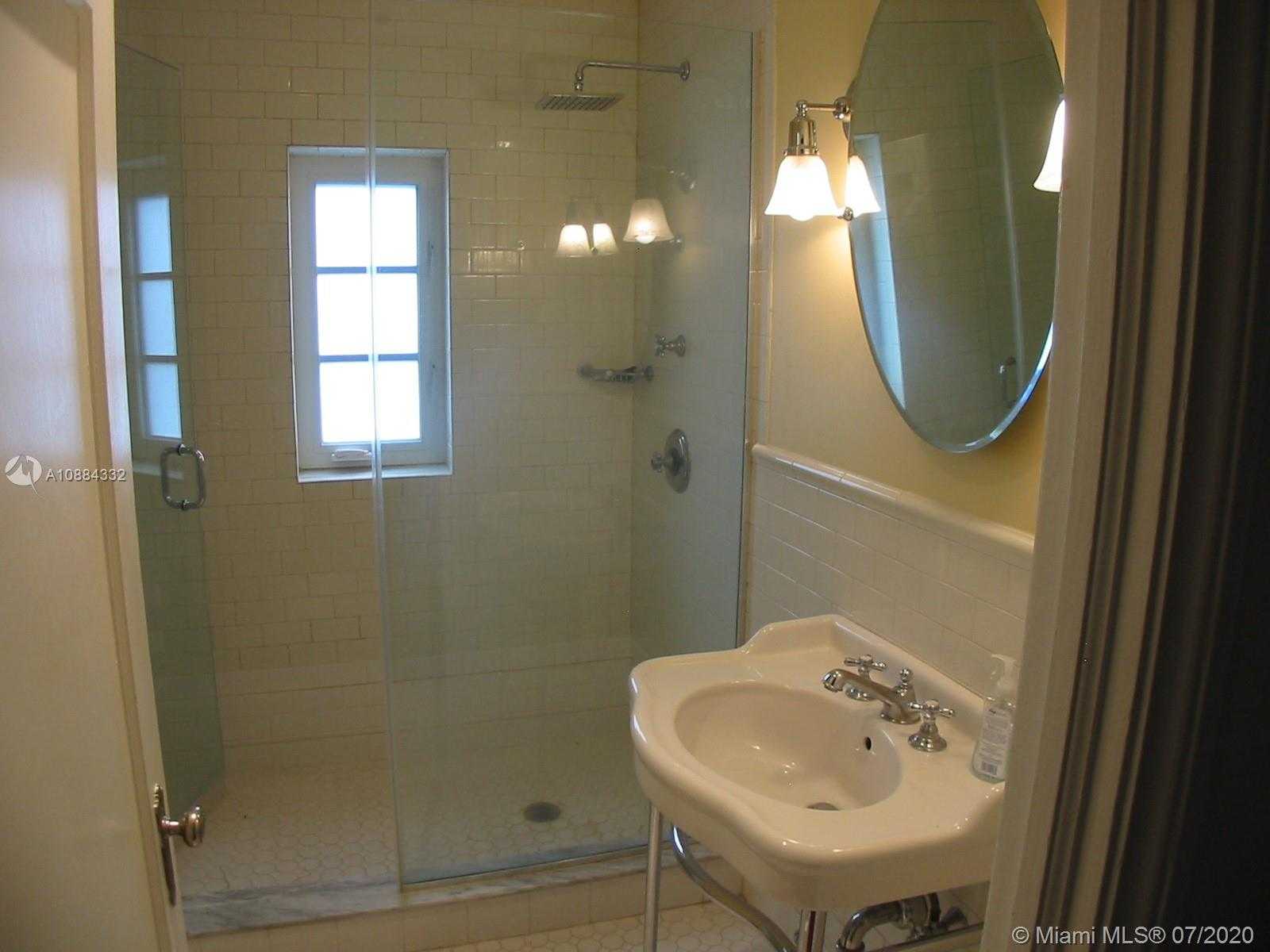 Small Image of 311 ALEDO AVE, Coral Gables Number 18