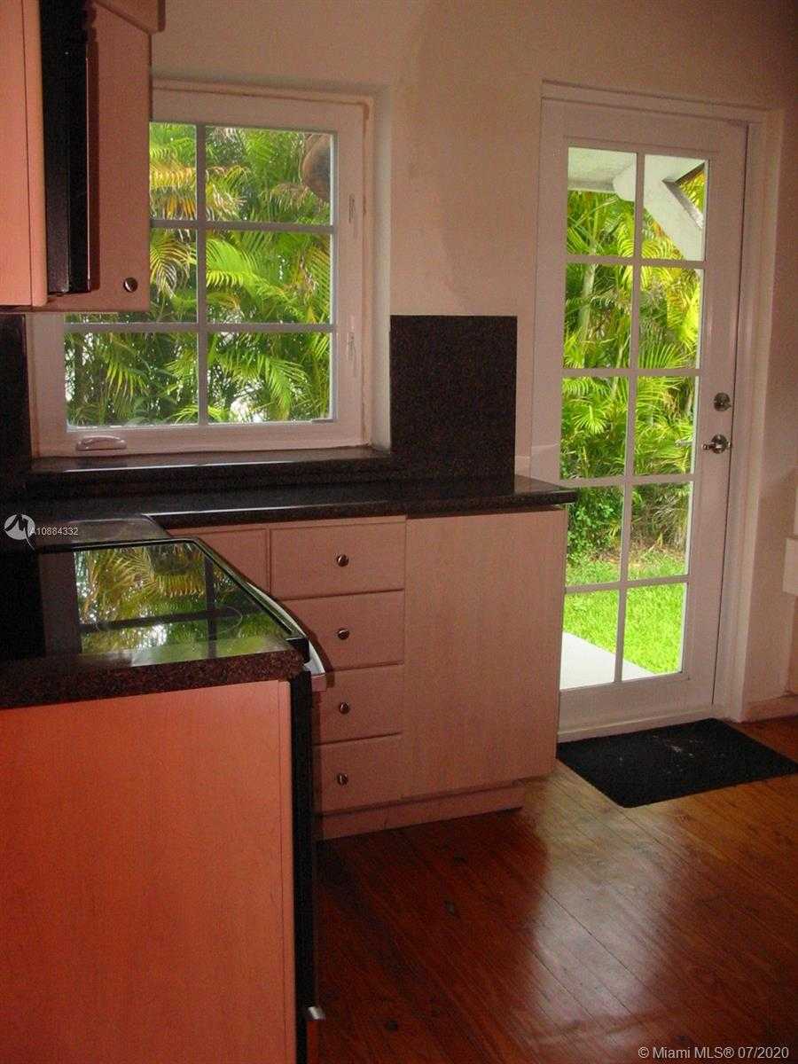 Small Image of 311 ALEDO AVE, Coral Gables Number 22