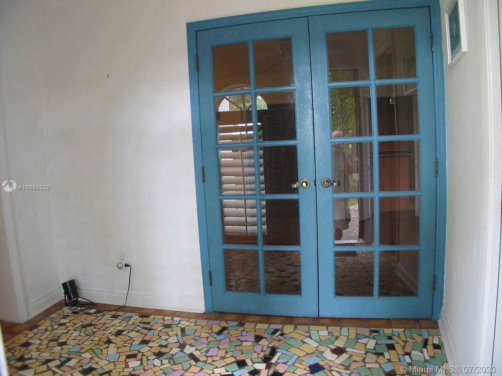 Small Image of 311 ALEDO AVE, Coral Gables Number 7