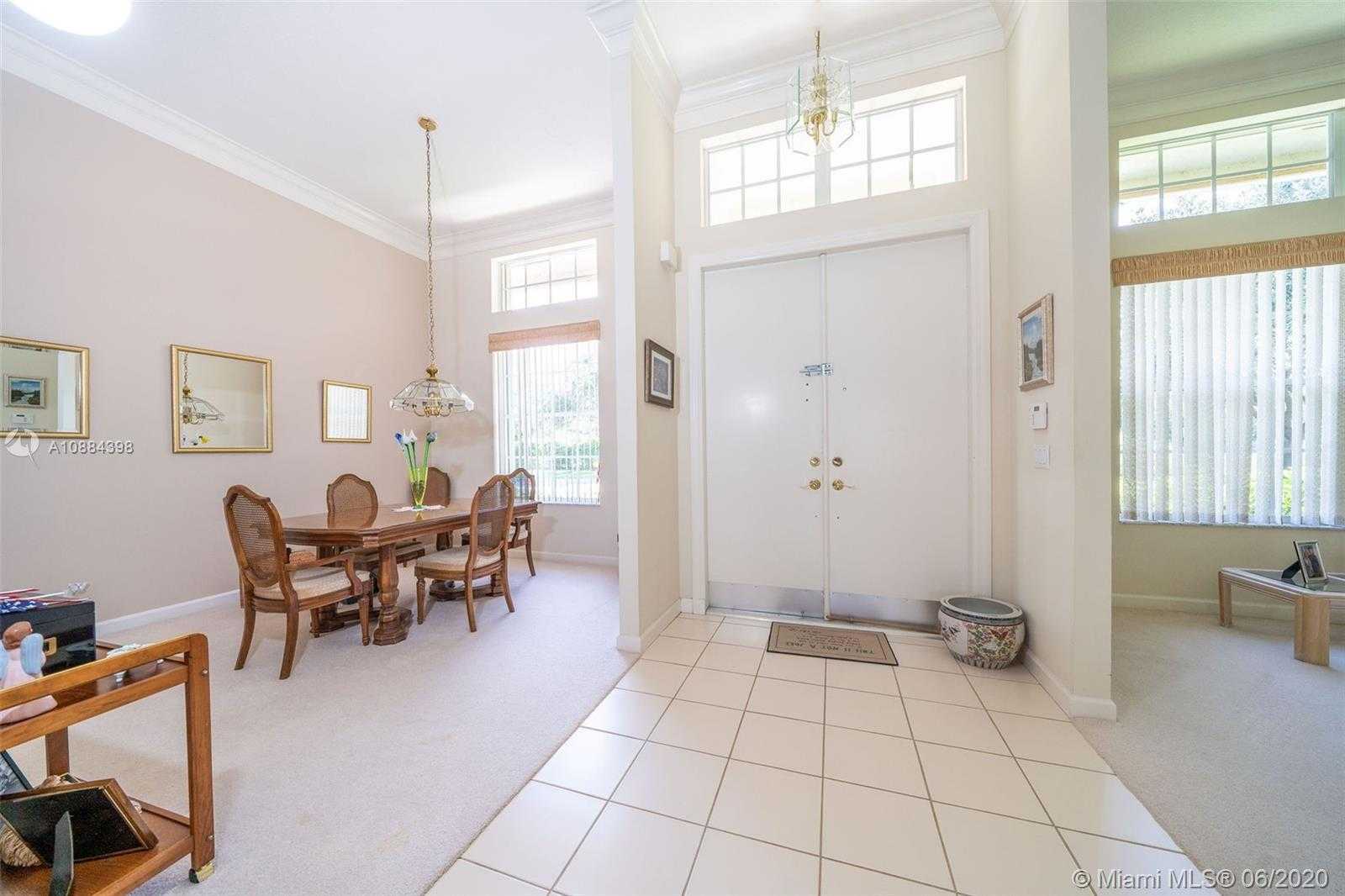 Small Image of 120 STILL LAKE DR, Jupiter Number 13